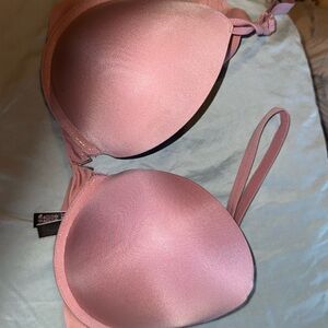 Body By Victoria Push Up Bra